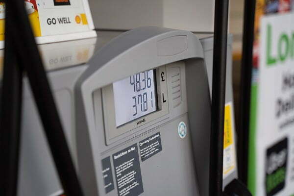 Fuel Price Hike: Pradhan blames it on the Global Crude Oil price